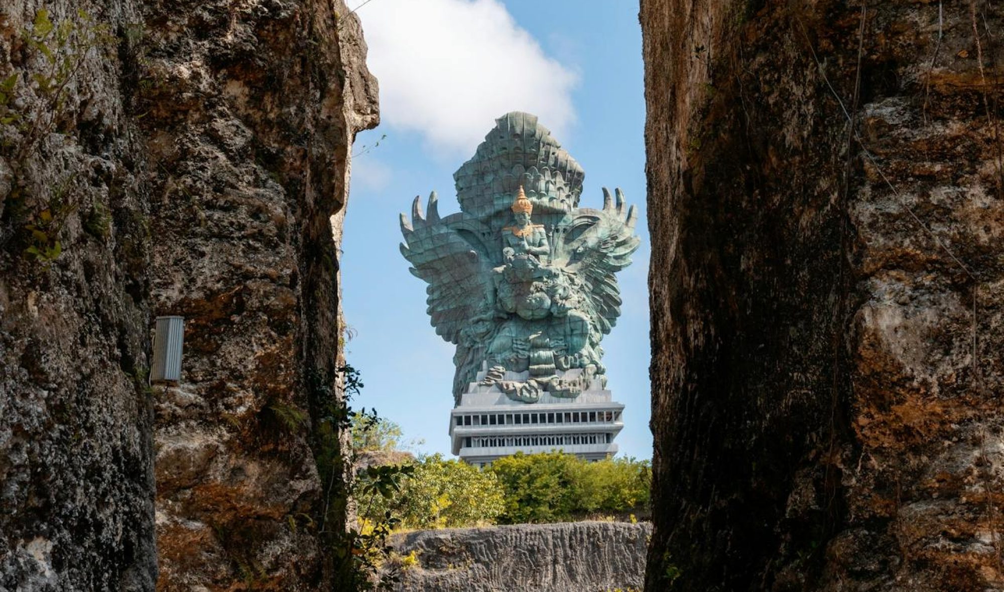 Garuda Wisnu Kencan pexels-roselene-de-koning-791440941-20993674